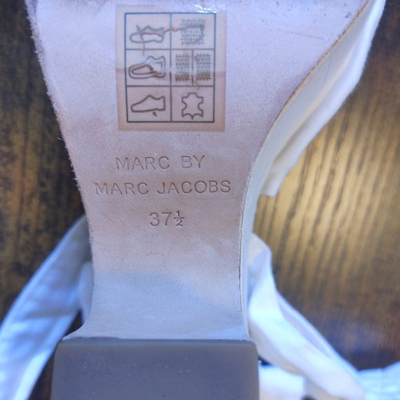 Marc Jacobs White Heeled Sandals Size 7 - Picture 5 of 10